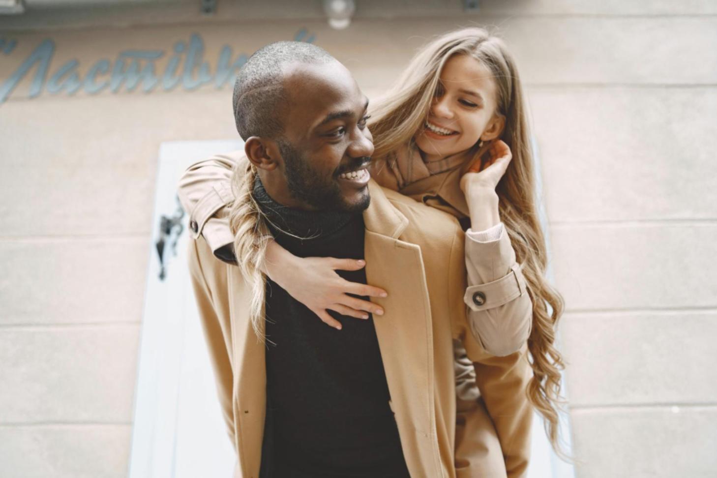 Implementación de medidas de seguridad en baño para prevenir accidentes